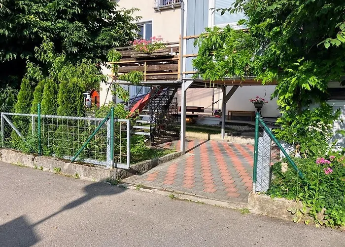 Ruhige Nahe Апартаменты Траунройт