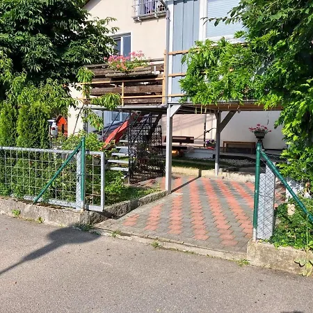 Ruhige Nahe Apartmán Traunreut